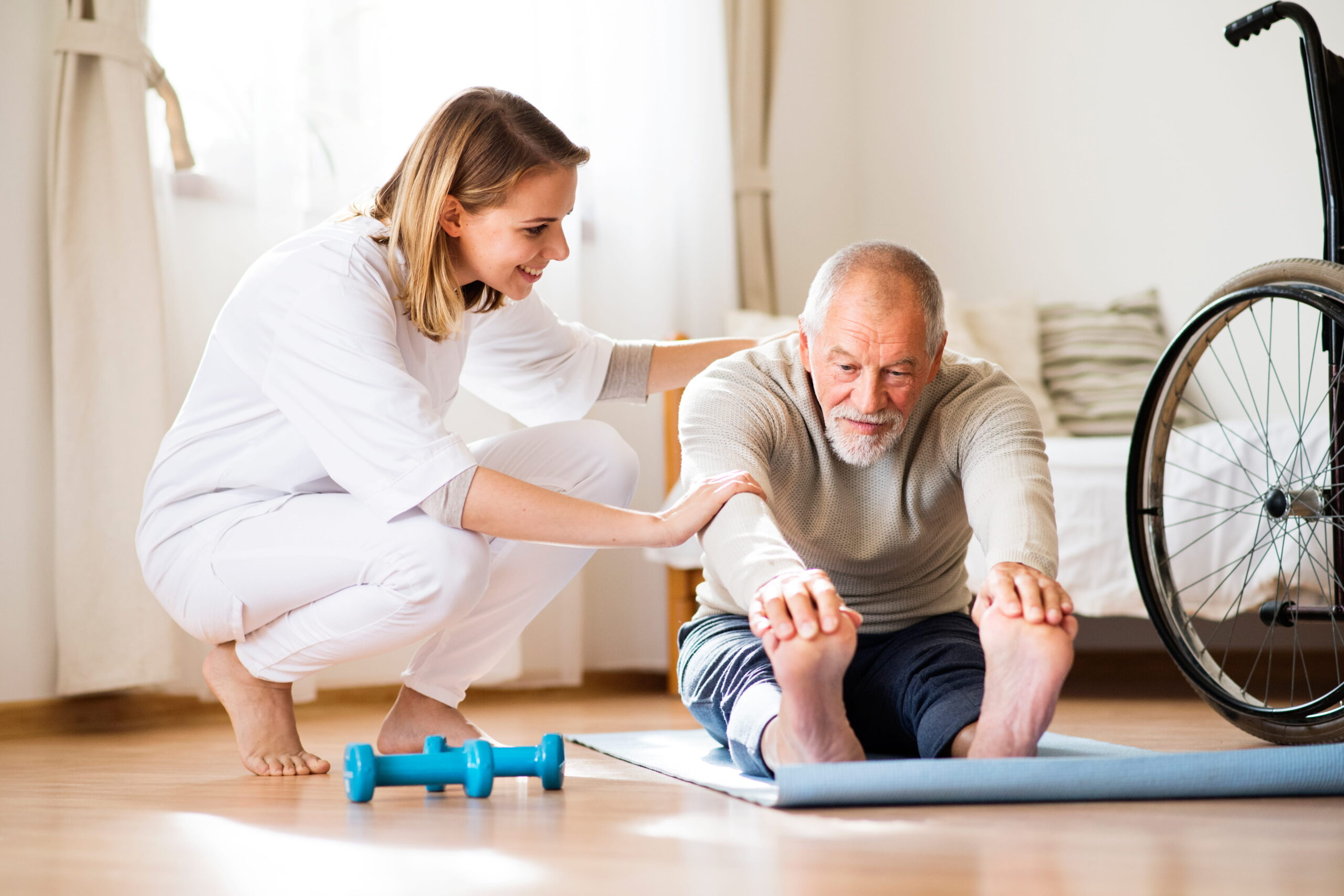 Physical Therapy for Elderly Patients: Regaining Mobility and Independence - Compassionate Caregivers