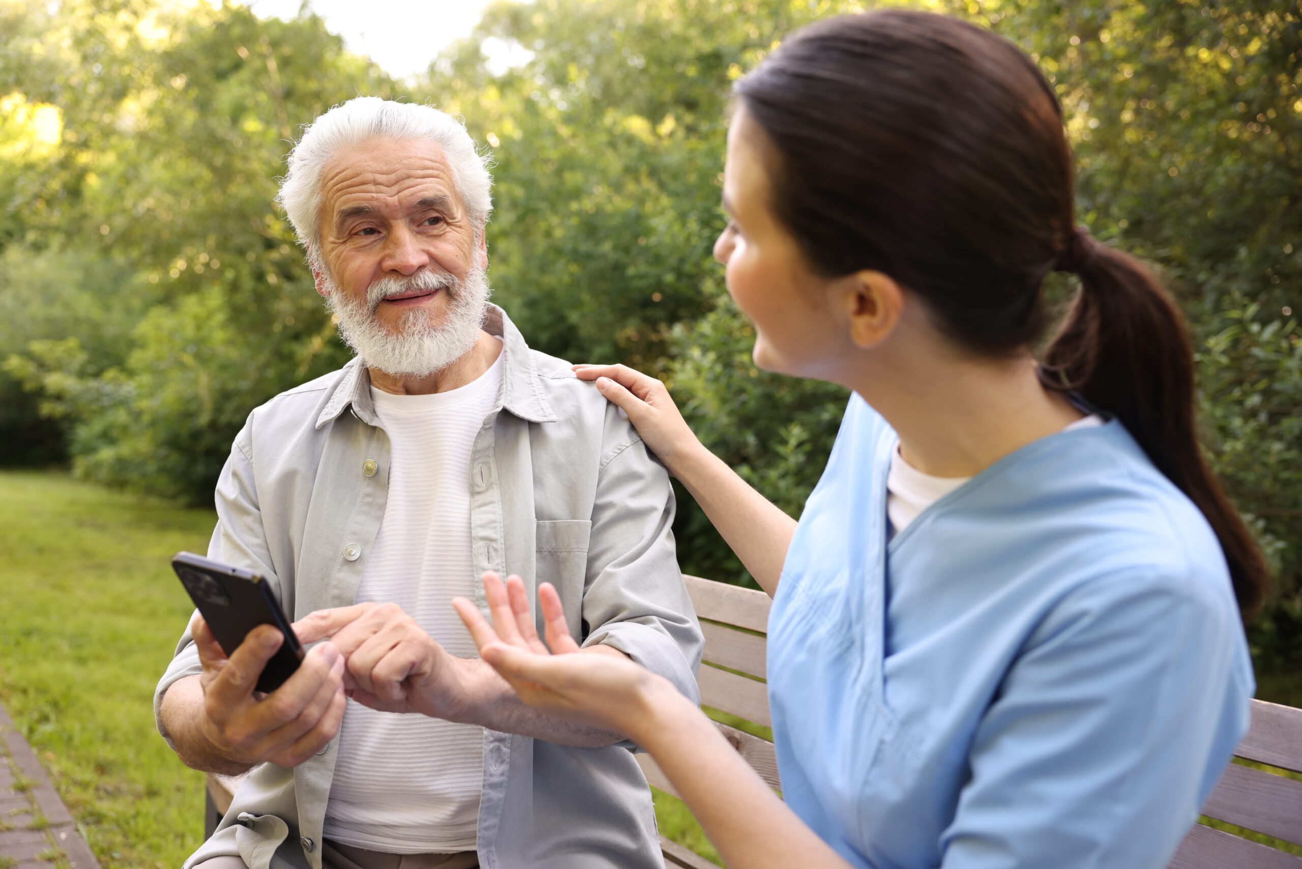 Essential Home Help Services for Seniors Living Independently - Compassionate Caregivers