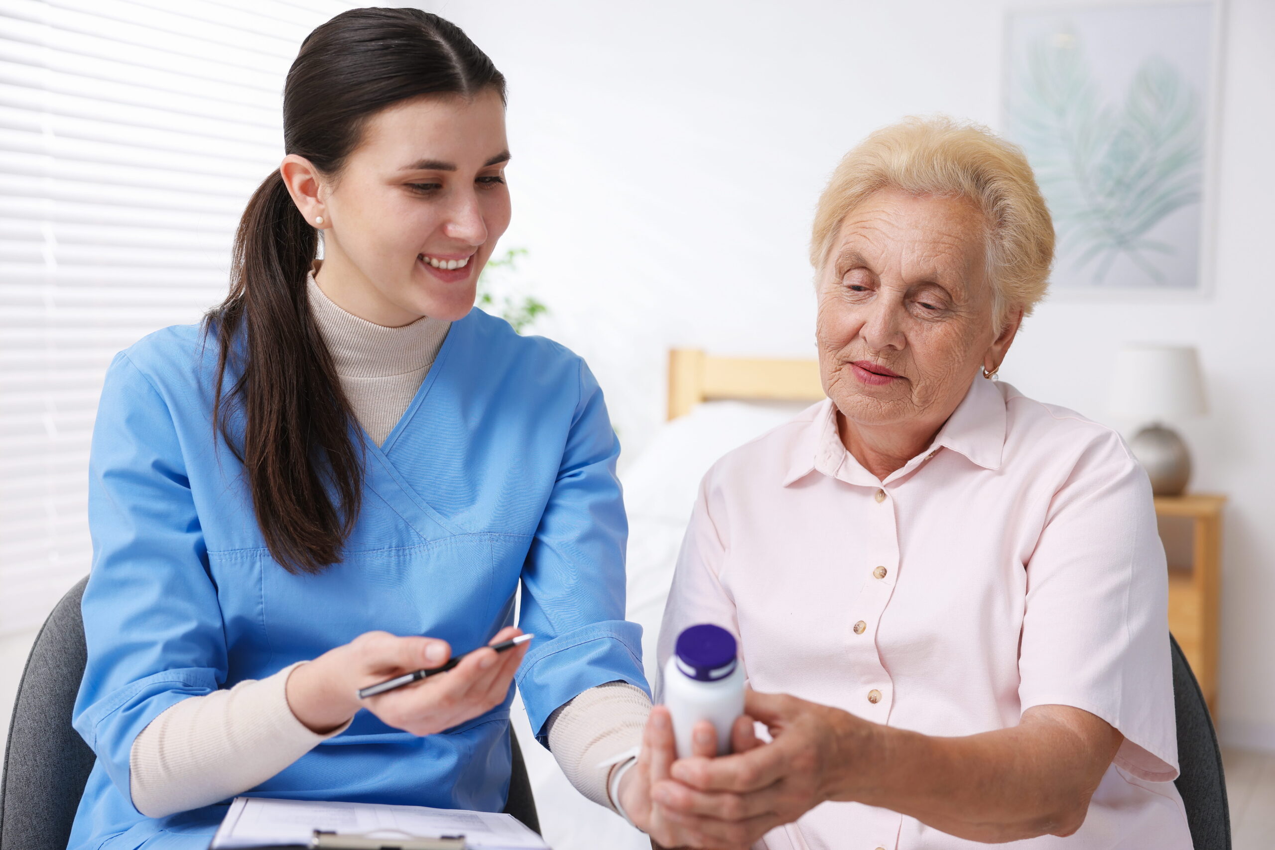 Essential Home Help Services for Seniors Living Independently - Compassionate Caregivers